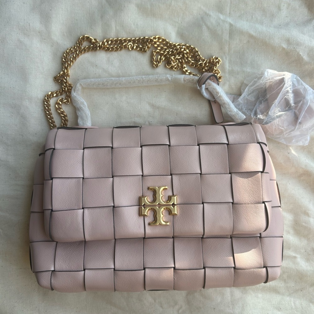 NEW 🔥 Tory Burch Kira Heart Woven Mini Bag